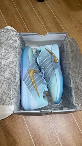 Customer photo review of Nike Women's Sabrina 3 "Blueprint" EP Basketball Shoes