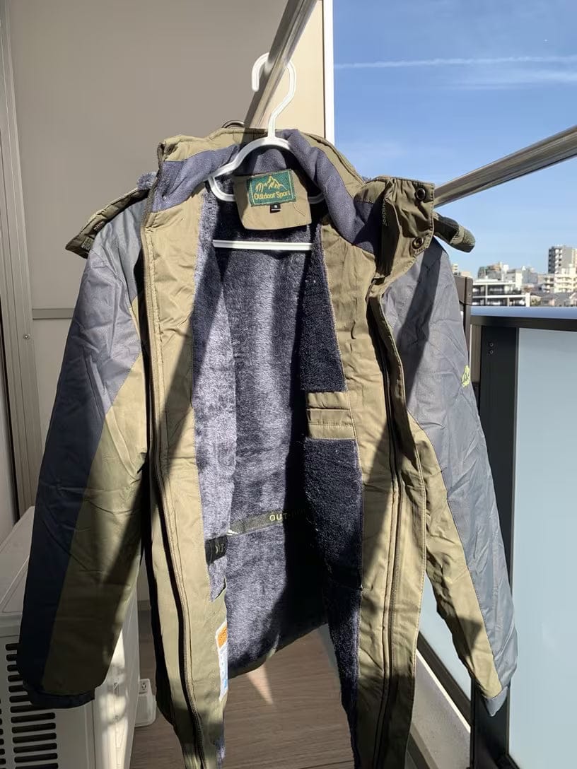 Customer photo review of Warme und Wasserdichte Herren-Fleecejacke mit Kapuze – Logan