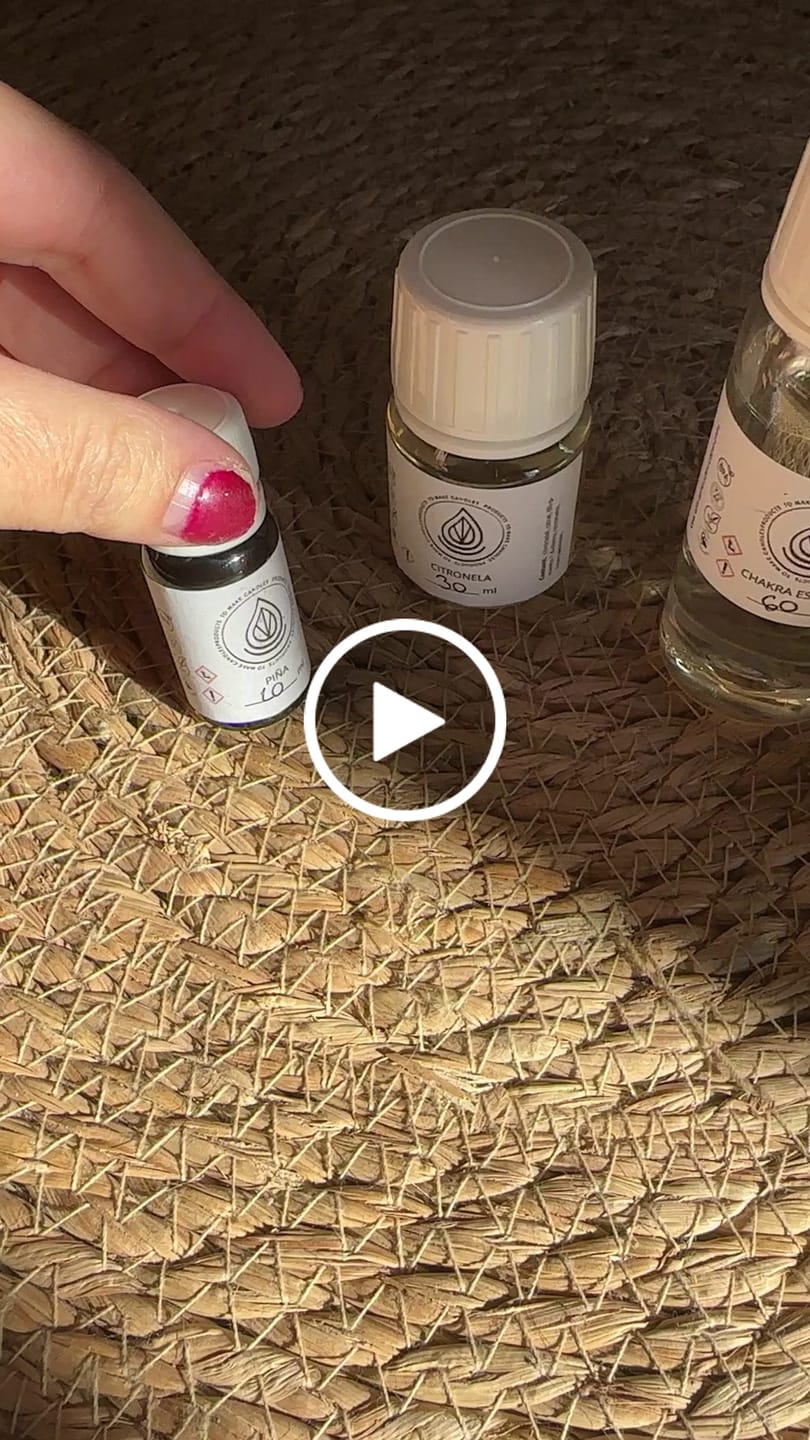 Customer video review of Fragancia CHAKRA ESSENCE