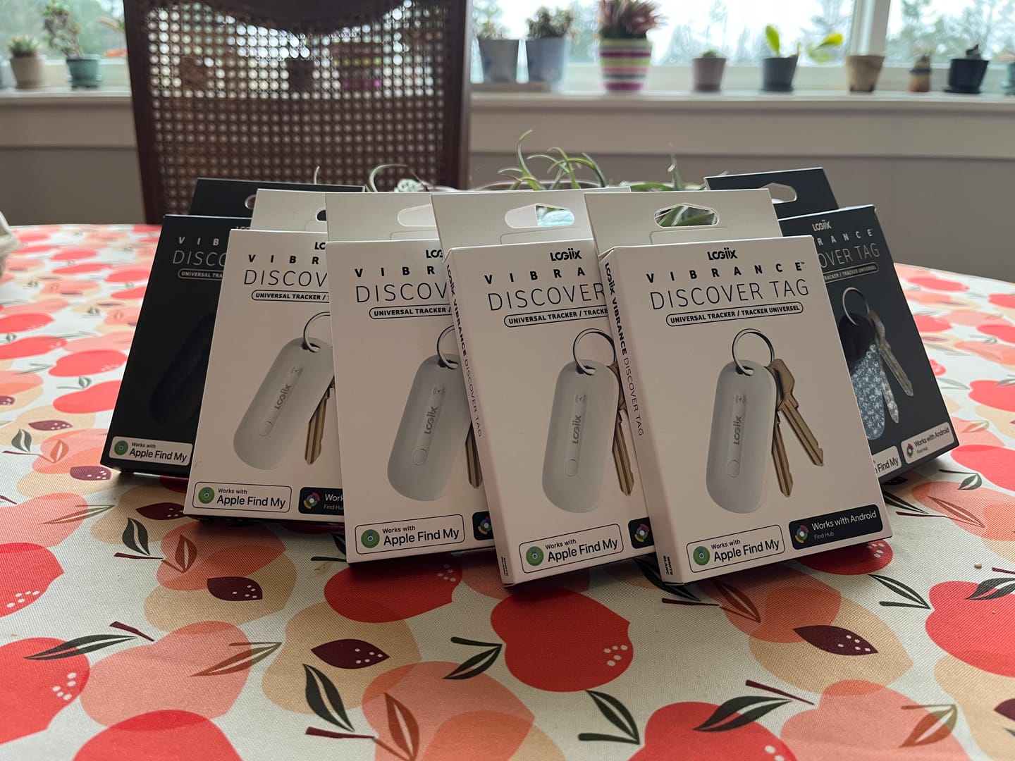 Customer photo review of VIBRANCE Discover Tag