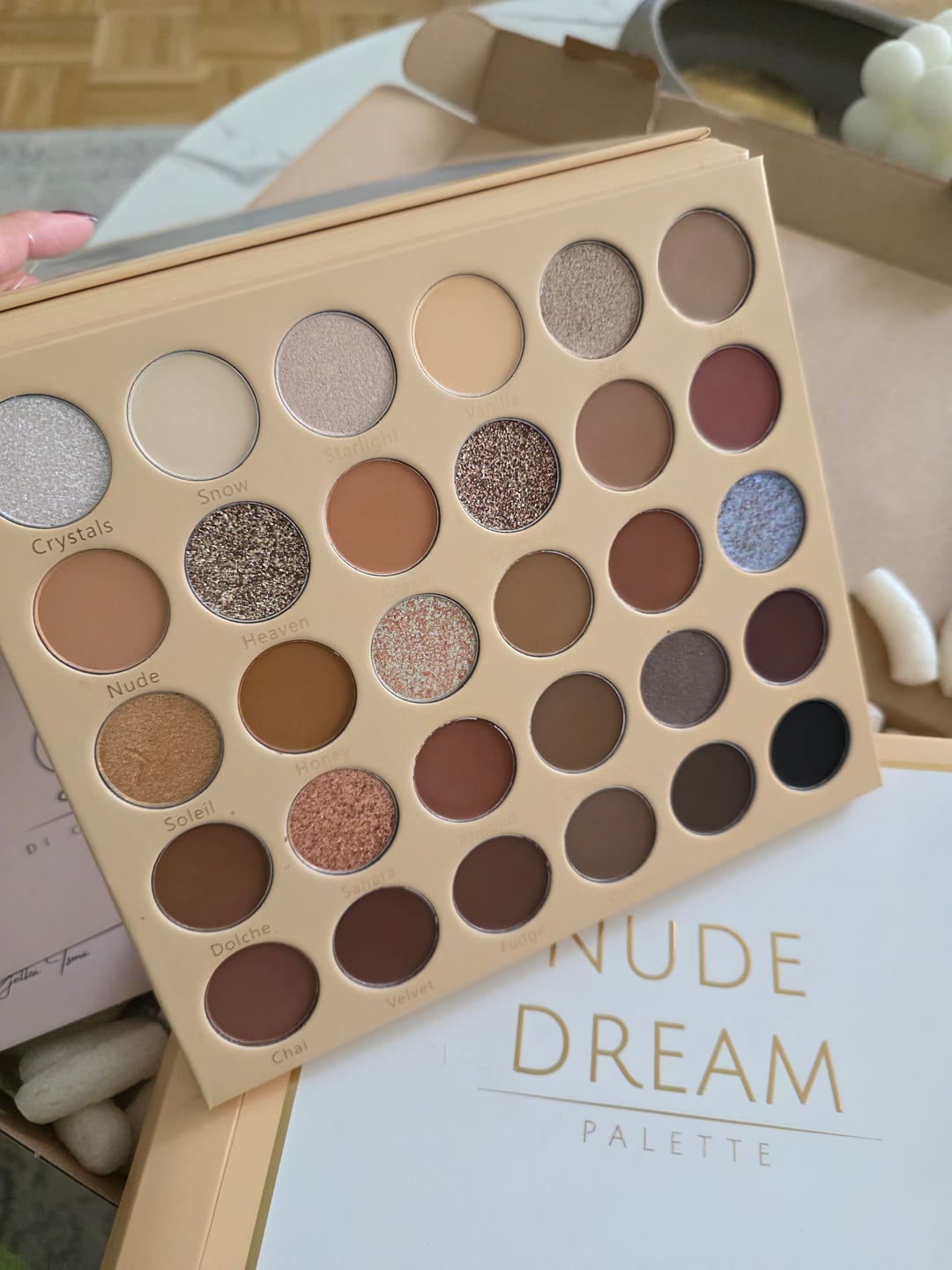Customer photo review of Lidschatten Palette "NUDE DREAM"