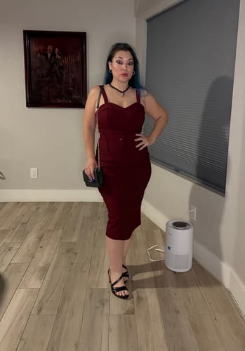 Customer photo review of NEW FIT - Maneater Wiggle Dress in Burgundy - Vixen by Micheline Pitt