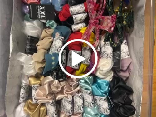 Customer video review of Neutral Mini Scrunchie 3-Pack