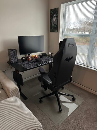 Customer photo review of Black Topo Mousepad