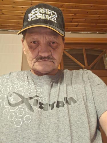 Customer photo review of GREY HEX PRINT-T-SHIRT - 🎁