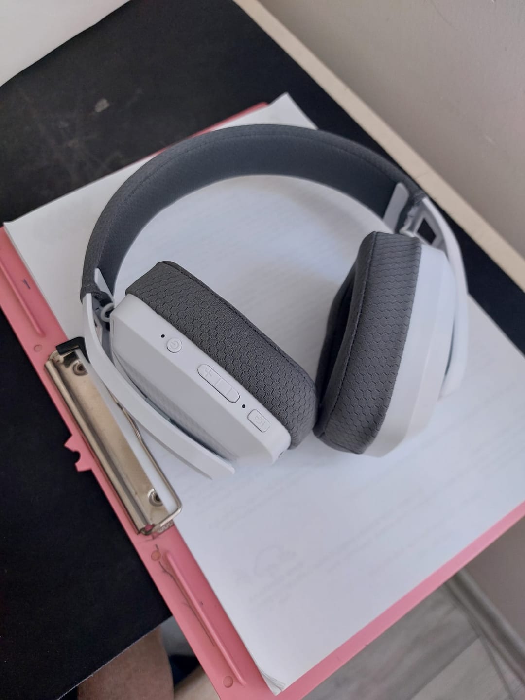 Customer photo review of Kablosuz Mikrofonlu Oyuncu Kulaklığı