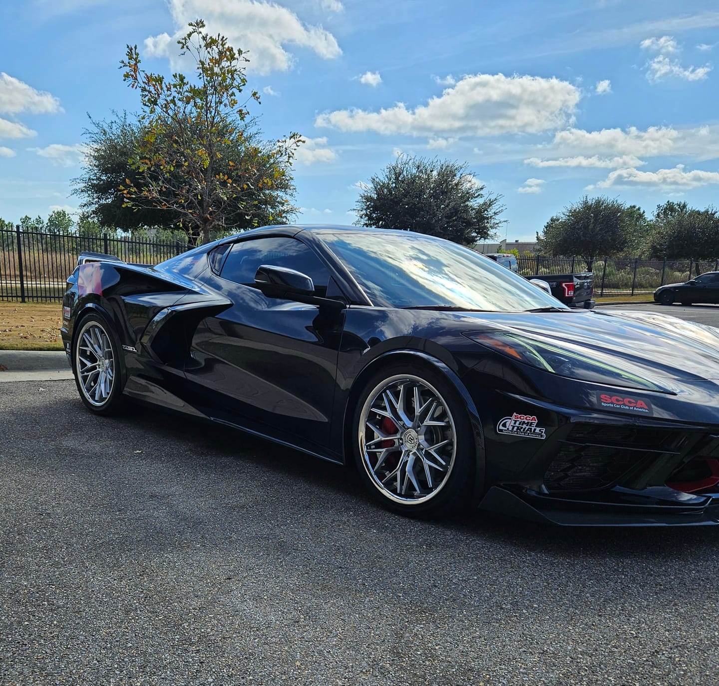 Customer photo review of Corvette C8 Stingray Front Splitter & Side Skirts [5VM Package]