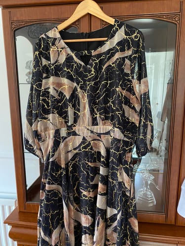Customer photo review of Elegant Three-Quarter Sleeve Printed Waist Dress