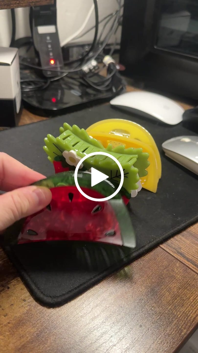 Customer video review of Large Watermelon Hair Claw Clip