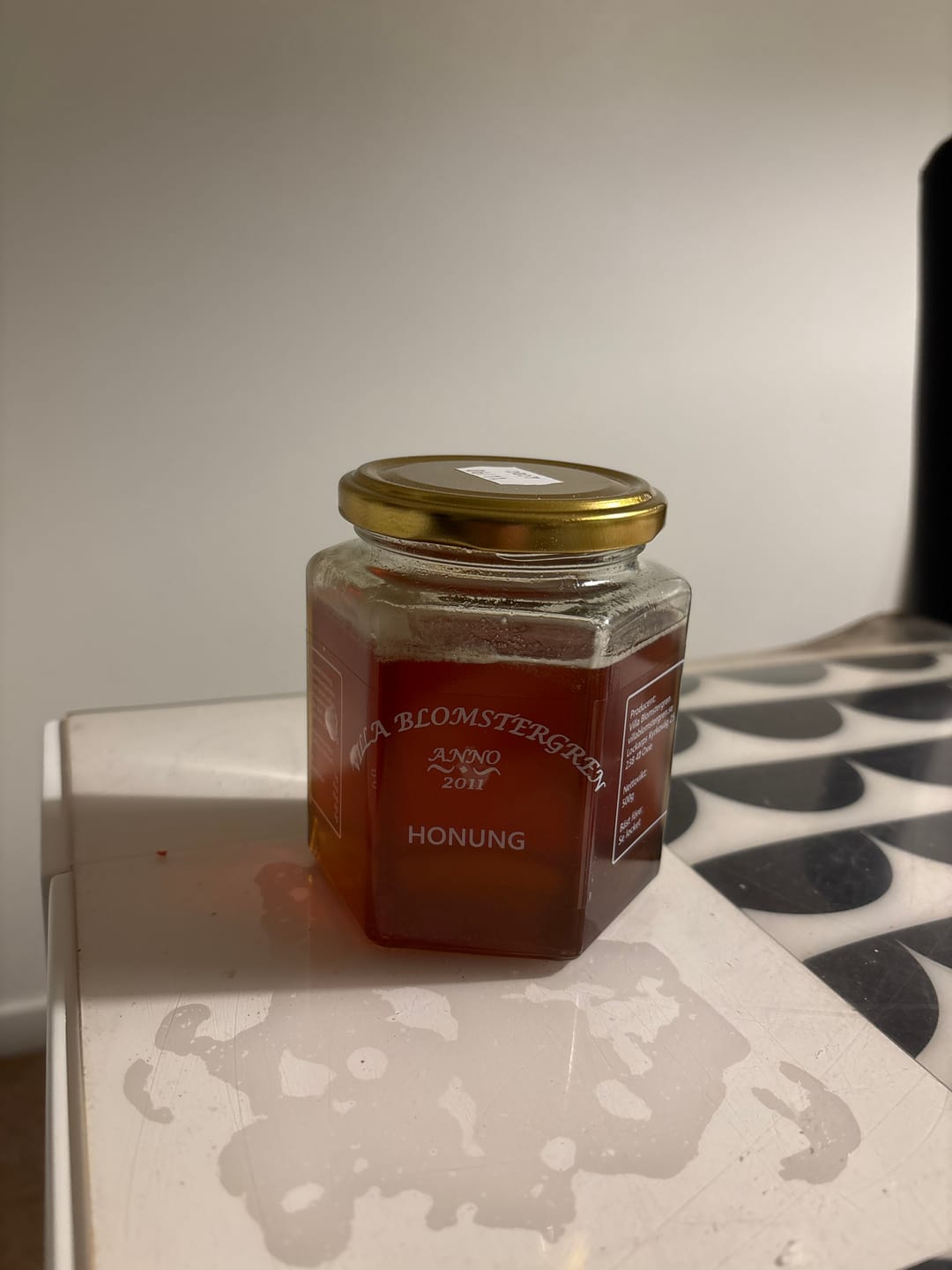 Customer photo review of 2 kg flytande honung + 250g honung med ingefära för 579kr ink. fri frakt!