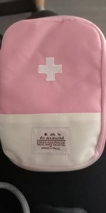 Customer photo review of Trousse Médicaments Voyage