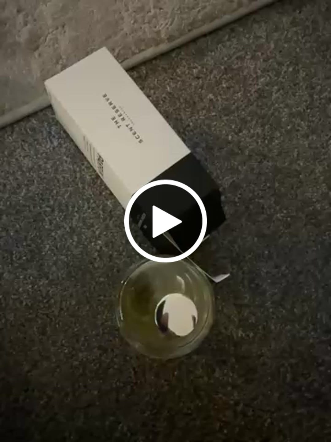 Customer video review of 223 - Inspired by Tobacco Vanille (Unisex)