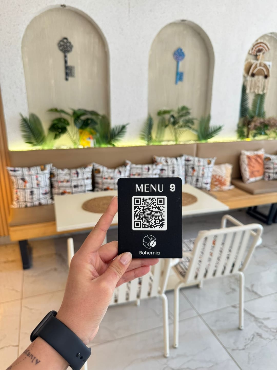 Customer photo review of Metal QR Menü Standı