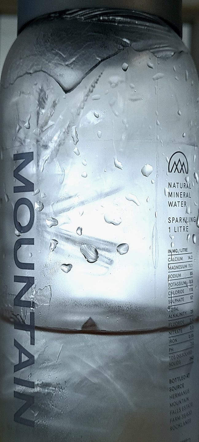 Customer photo review of 1L Sparkling Mineral Water