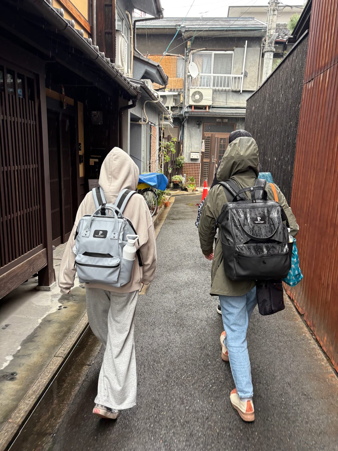 Customer photo review of Women's Cloudburst Zip Hoodie
