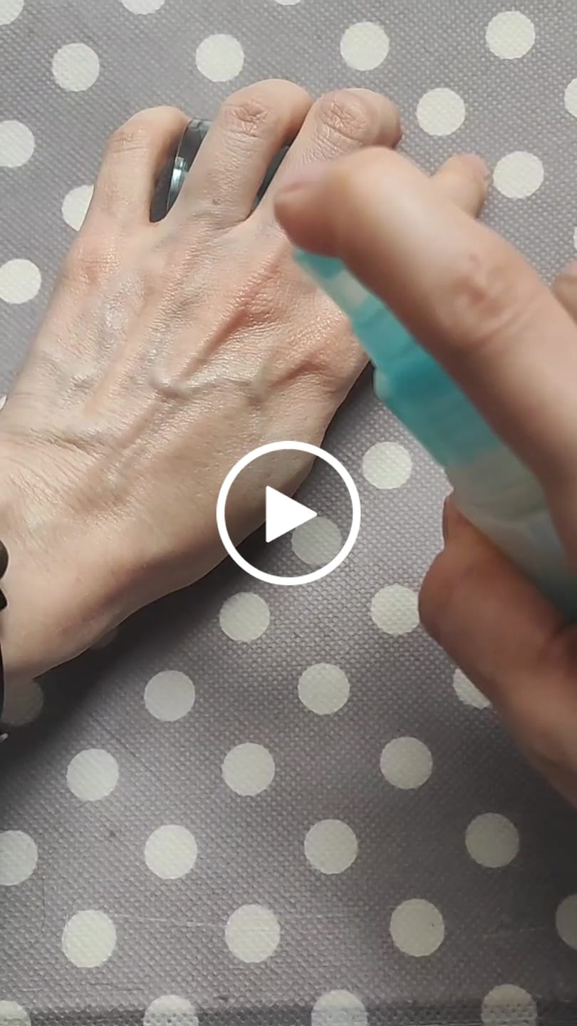 Customer video review of Biore UV Aqua Rich Protect Mist SPF 50 PA++++ 60ml