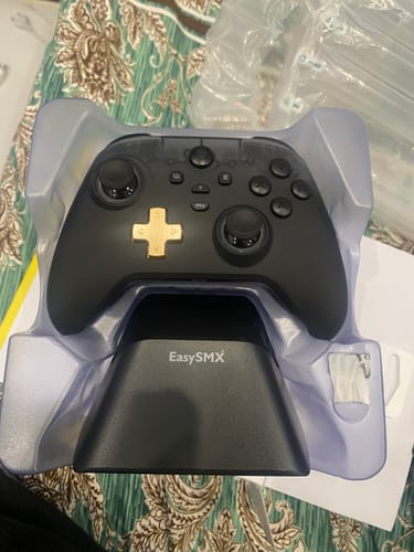 Customer photo review of EasySMX® D05 Multiplatform Gaming Controller with Charging Dock, Hall Effect Joysticks and Triggers