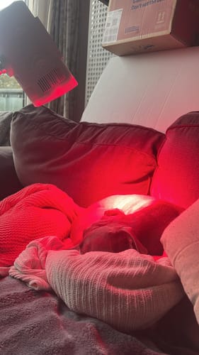 Customer photo review of The Target Light 4.0 – Clinical Grade Red Light Therapy with Built-In Stand