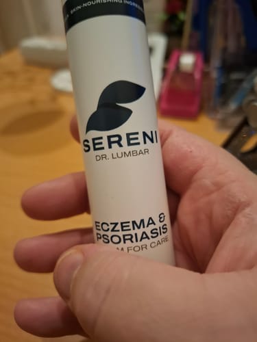 Customer photo review of SERENI Pikkelysömör és Ekcéma Krém