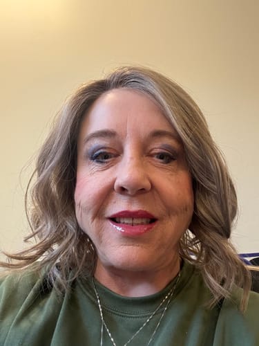 Customer photo review of THE MICHELLE - Legacy Blonde