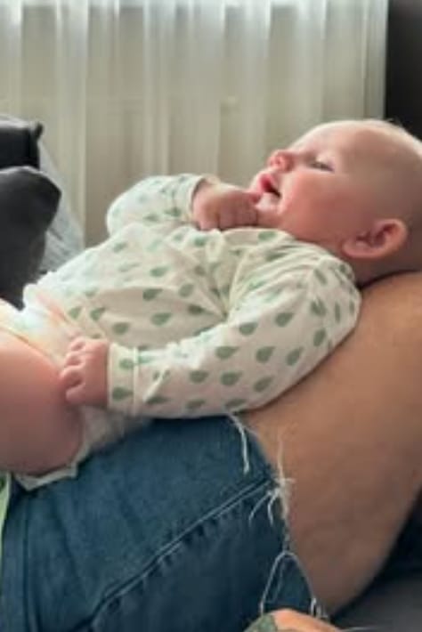 Customer photo review of Kendamil Stage 1 Goat Milk Baby Formula 800g