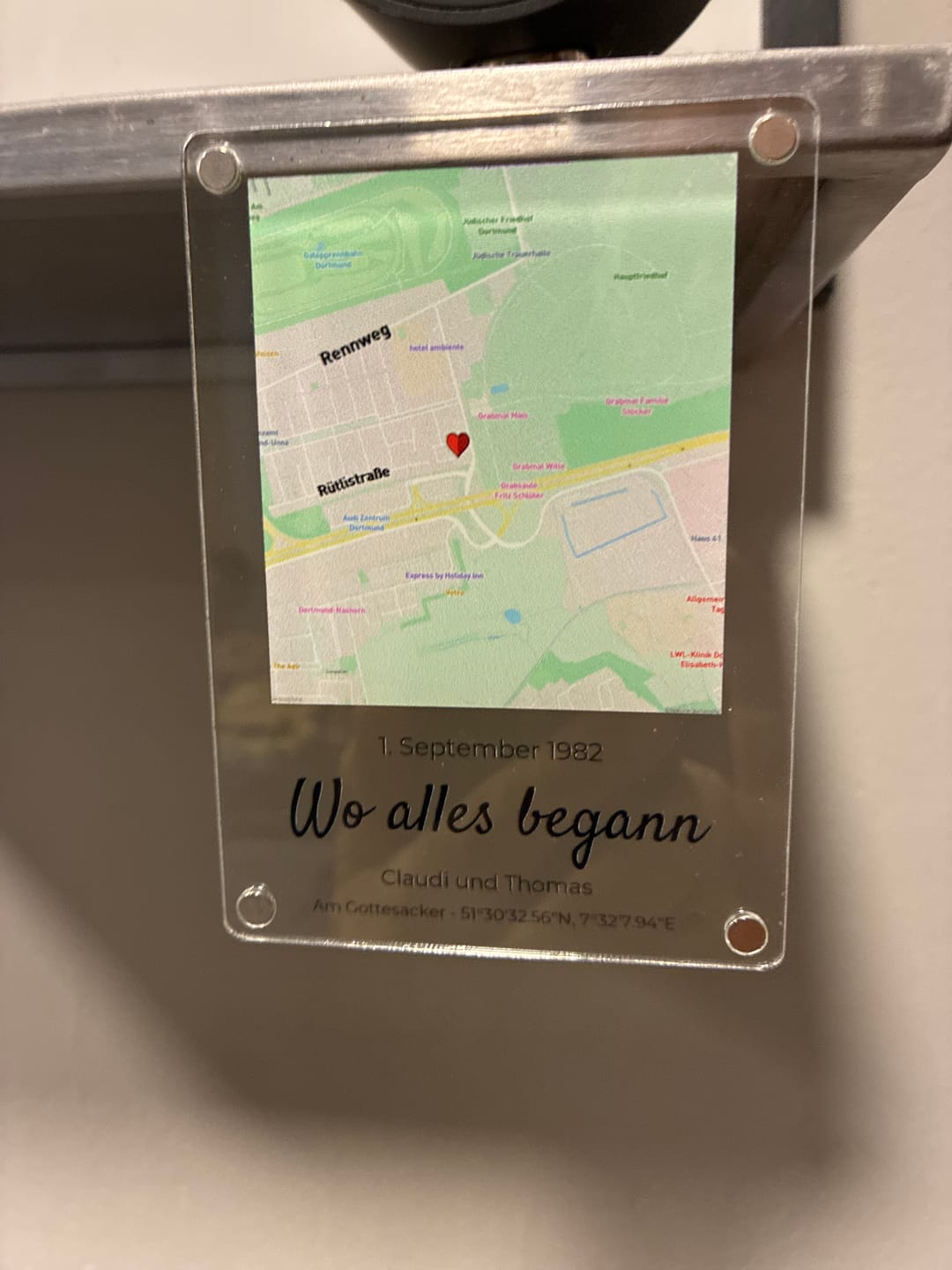 Customer photo review of "Unser Ereignis" - Acryl Magnet