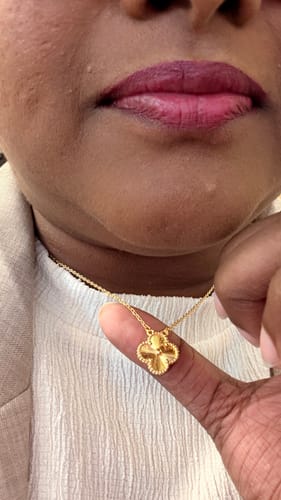 Customer photo review of Gold Clover Necklace