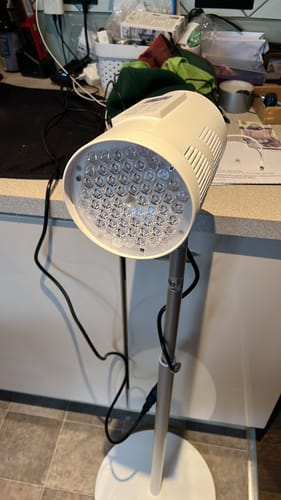 Customer photo review of The Target Light 4.0 – Clinical Grade Red Light Therapy with Built-In Stand