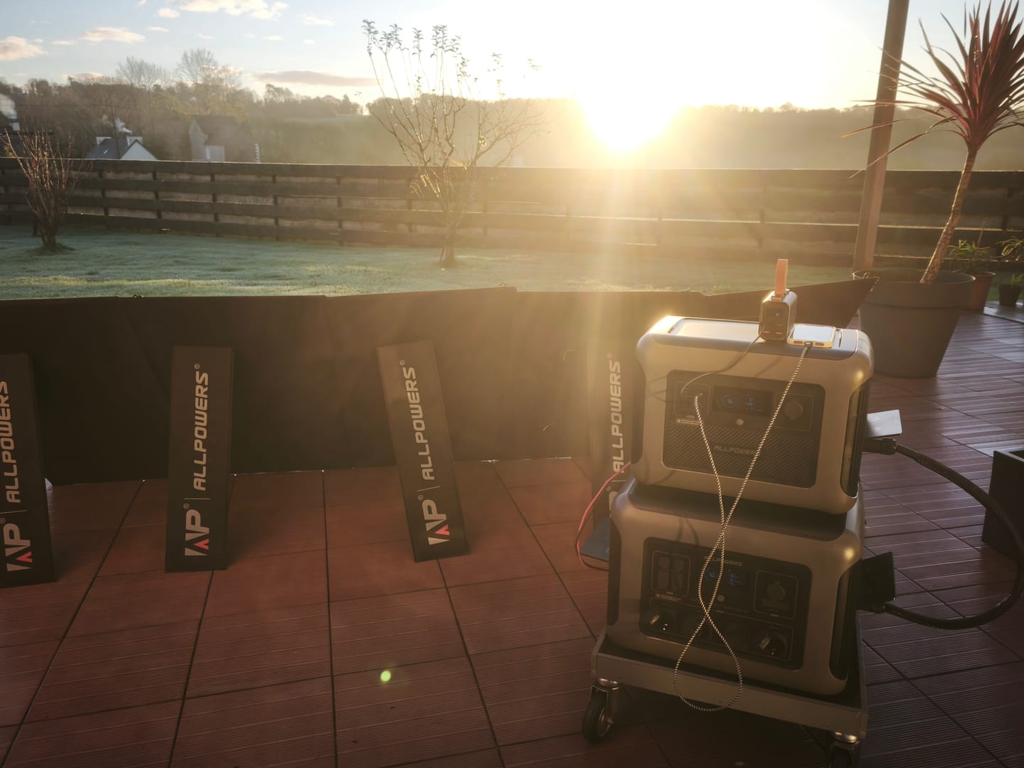 Customer photo review of ALLPOWERS R1500 Station électrique portable 1800W 1152Wh Batterie LiFeP04