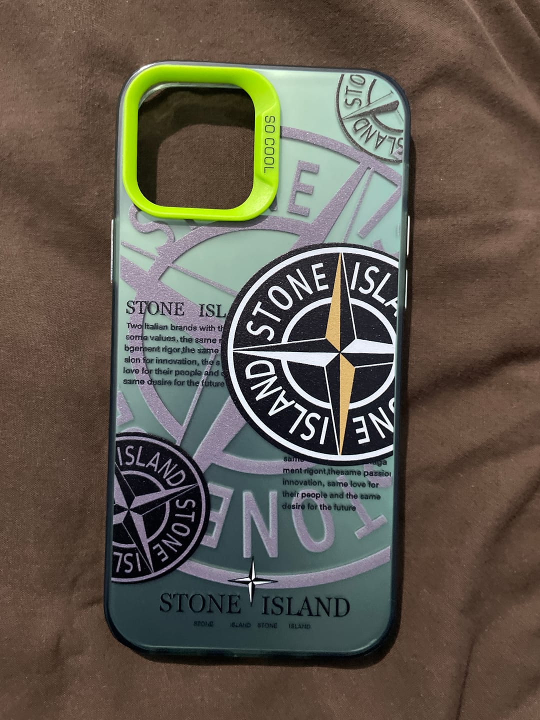 Customer photo review of Coque Stone Island