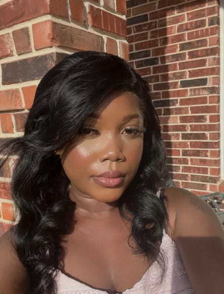 Customer photo review of Wavymy Layered Cut Loose Wave Pre-bleached Wear Go Glueless 7x5 Lace Closure Wigs 180% Density