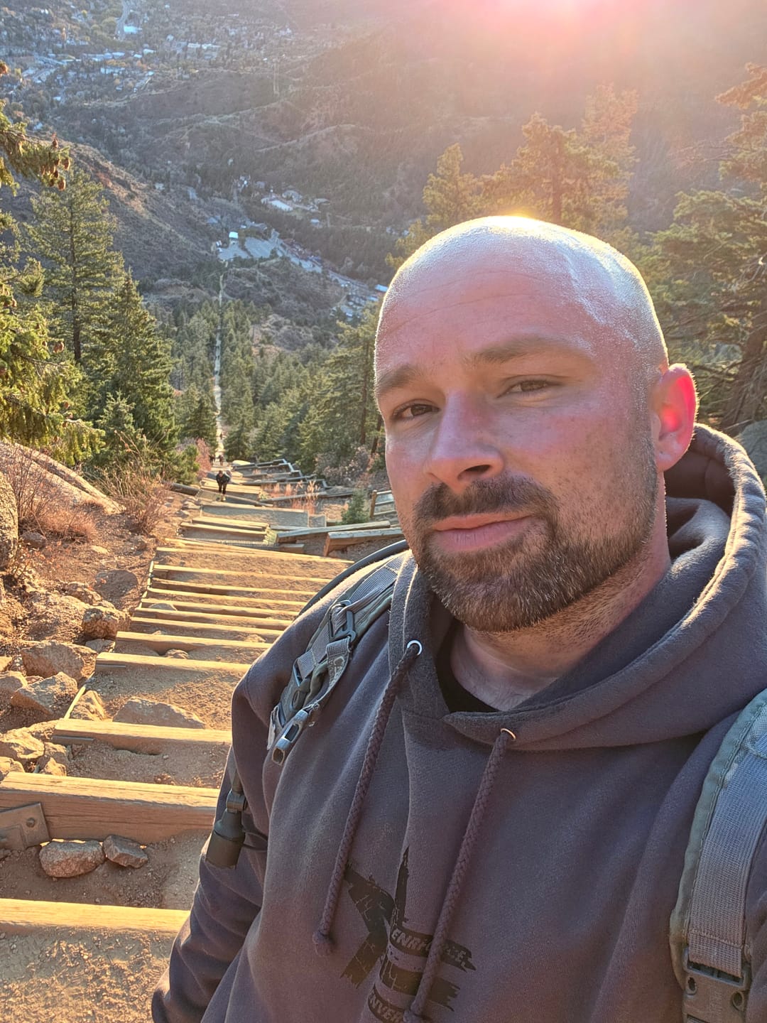 Customer photo review of Men's Hard days Hoodie
