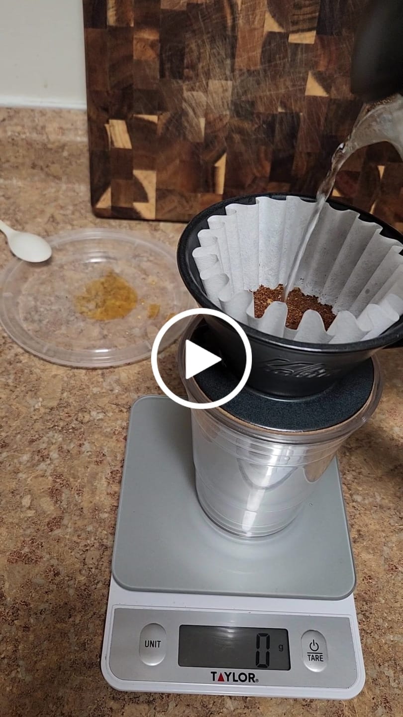 Customer video review of Kalita MINO Ceramic Dripper 185 - Sand Black