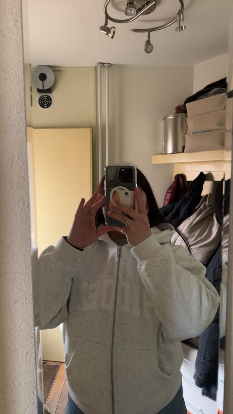 Customer photo review of GATED COMMUNITY ZIP HOODIE LIGHT GREY