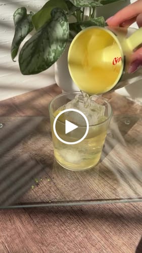 Customer video review of Oishi Ceremonial Matcha Saemidori