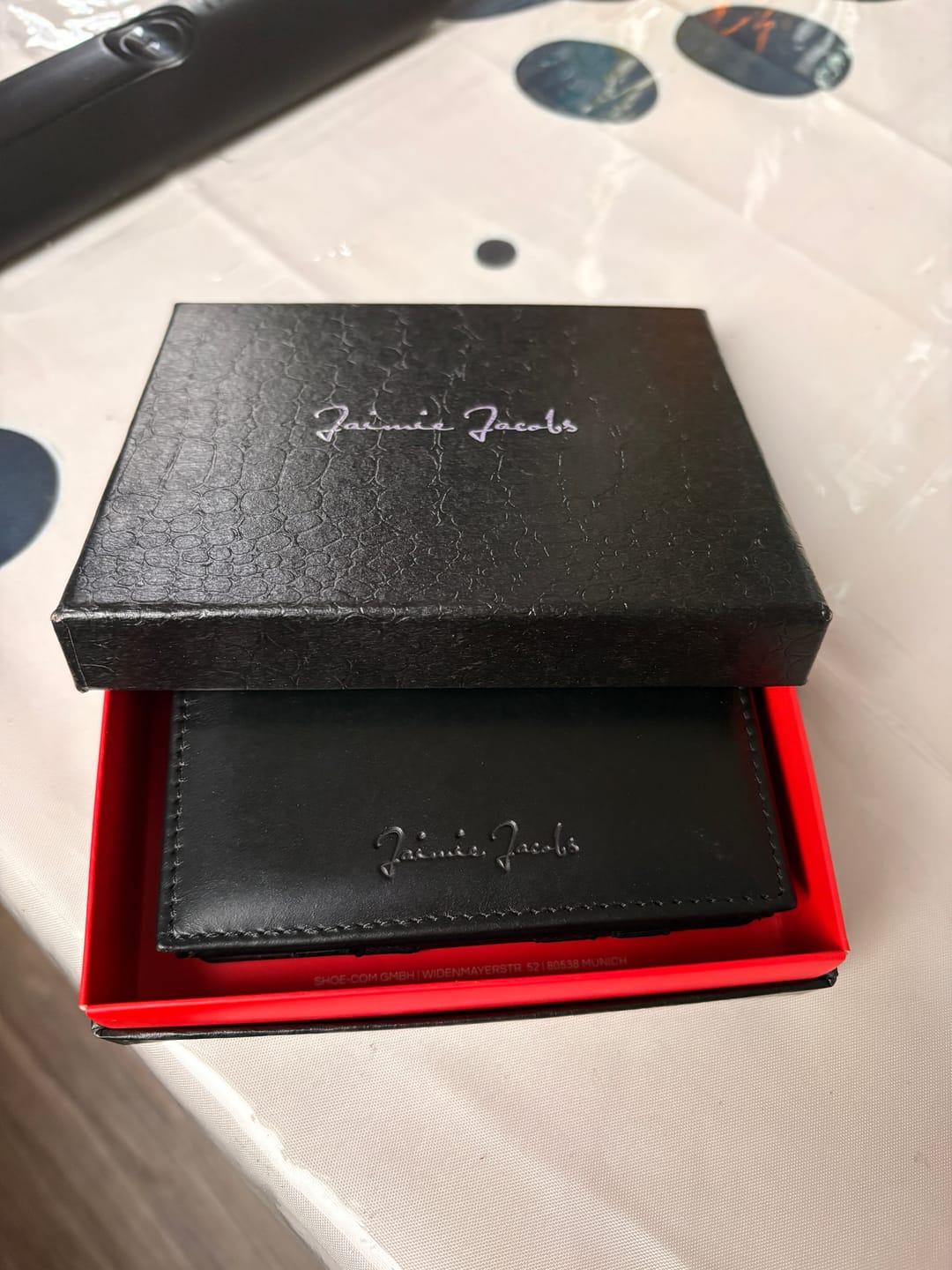 Customer photo review of Flap Boy - Magic Wallet with Coin Pocket