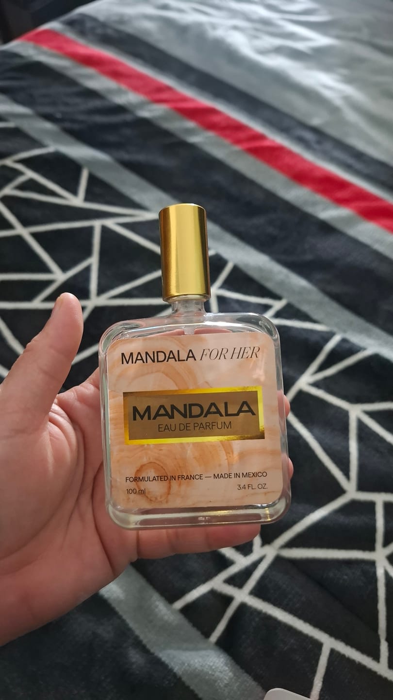 Customer photo review of Essence of Bliss - Inspirado en LA VIE EST BELLE de LANCOME 100ml-