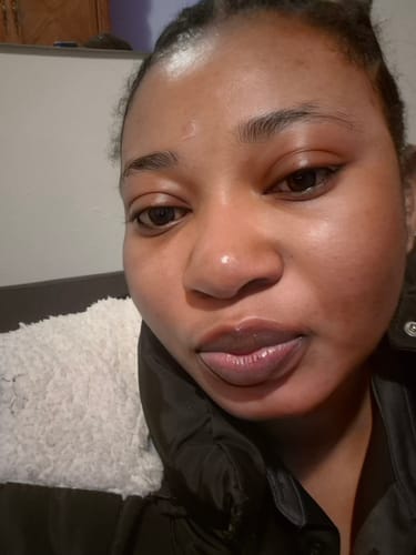 Customer photo review of Trio Lèvres Roses /Luxe Lightening Lip Care System