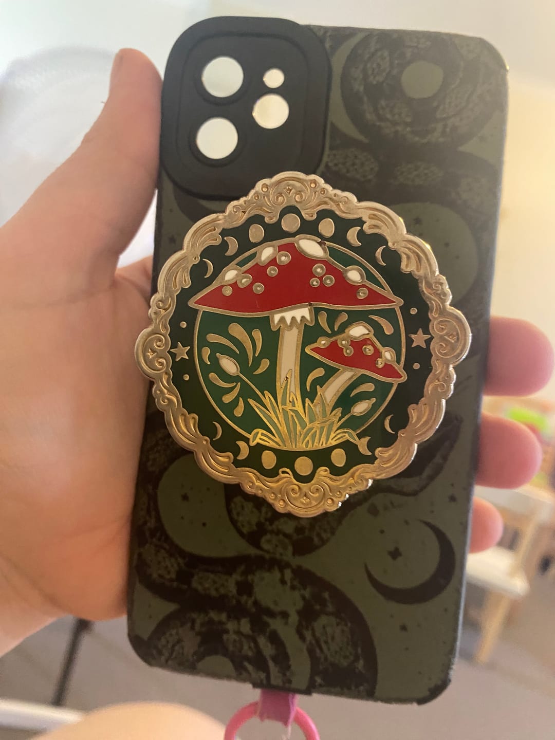 Customer photo review of Wonderland Clingie