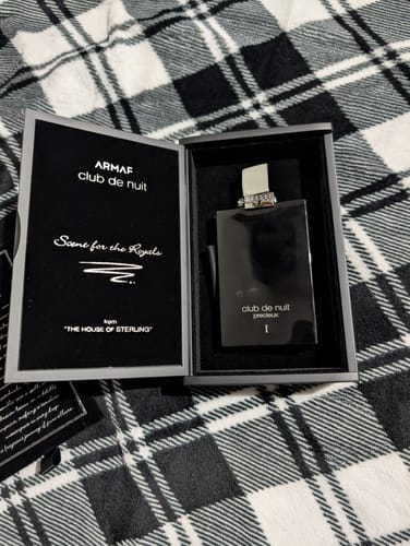 Customer photo review of Armaf Club De Nuit Precieux 1 Extrait de Parfum for Men - 1.85 oz /  55 ml