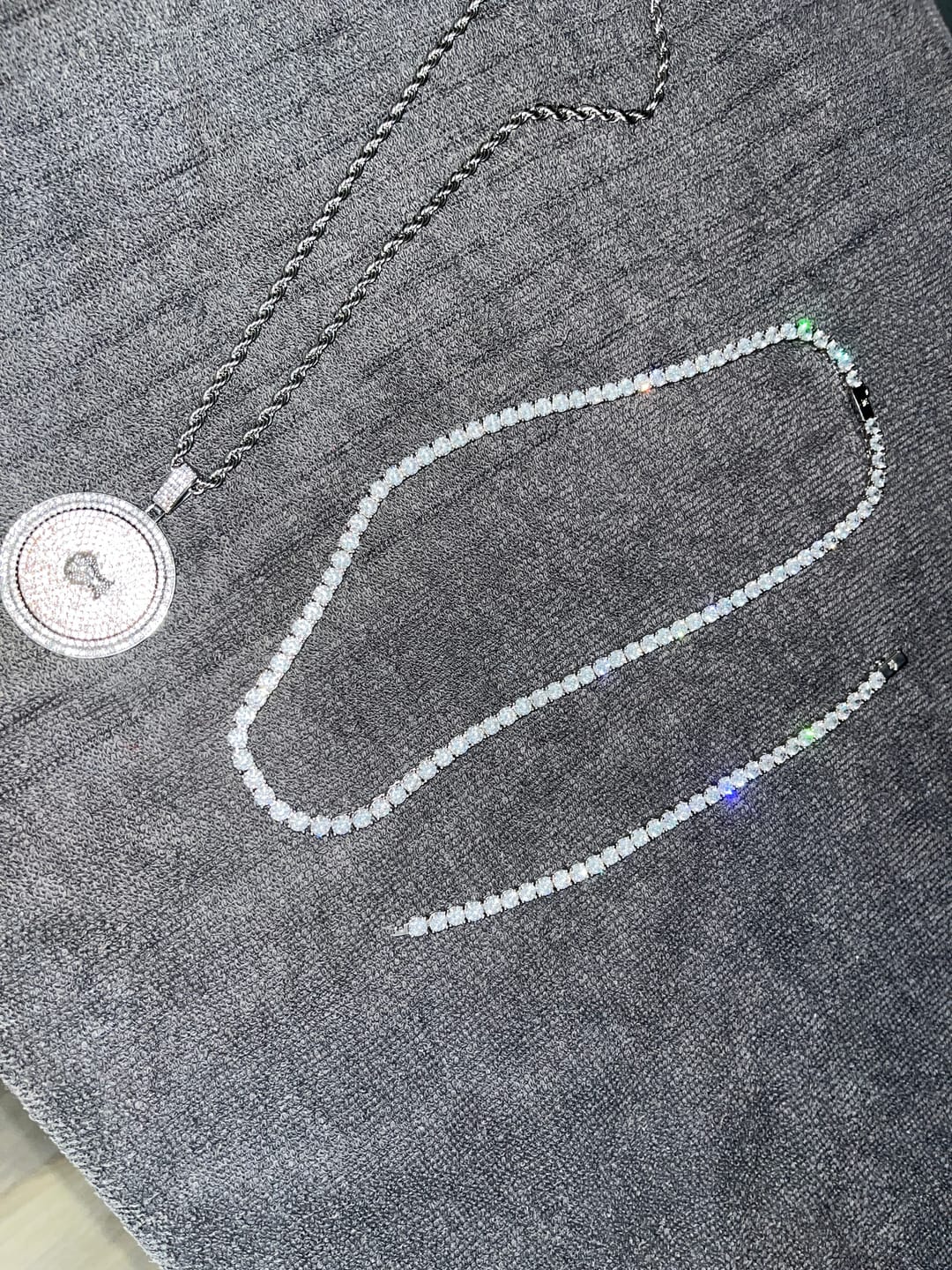 Customer photo review of 5mm Tennis Bracelet -  White Gold