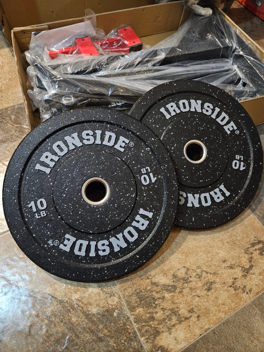 Customer photo review of Disco Olímpico Bumper Hi-Temp IRONSIDE (10 a 45 LB)