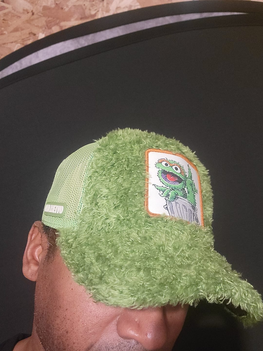 Customer photo review of OVERLORD X Sesame Street: Oscar The Grouch
