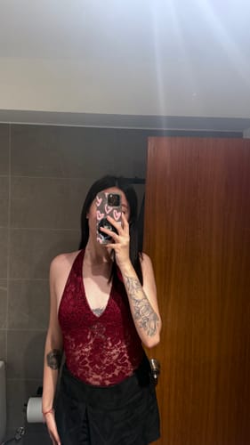 Customer photo review of TOP JULIET ENCAJE BURDEO