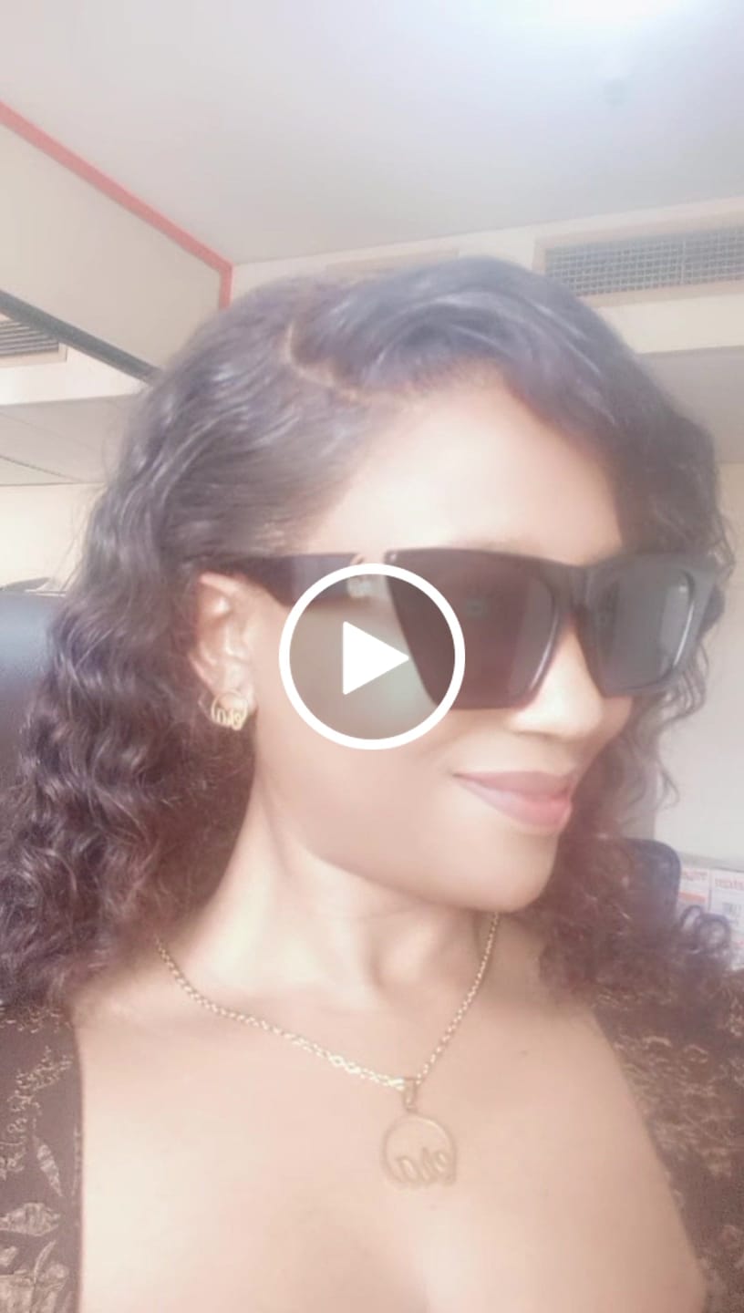 Customer video review of Era Clear Lens Empire Sunglasses