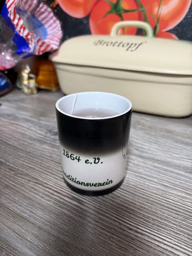 Customer photo review of TassenExpress - Farbwechsel-Tasse Zaubertasse mit Logo Schimmert Leicht Durch