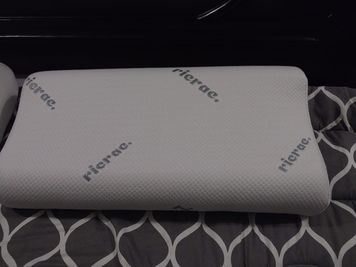 Customer photo review of Contour Memory Foam Pillow suitable for Neck & Shoulder Pain