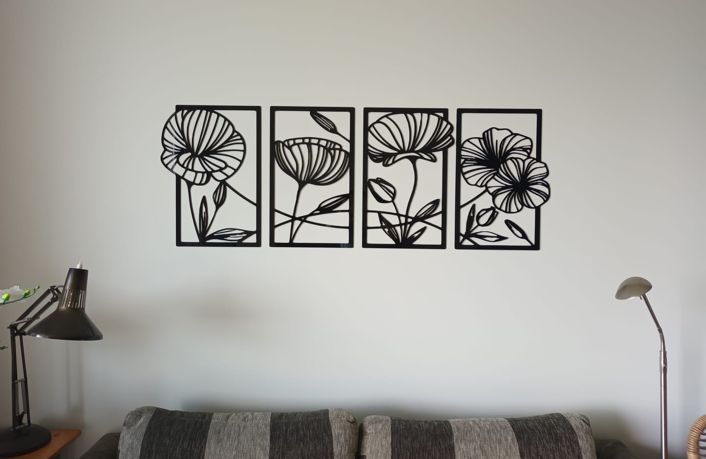 Customer photo review of Four Piece Flower Wall Art Set
