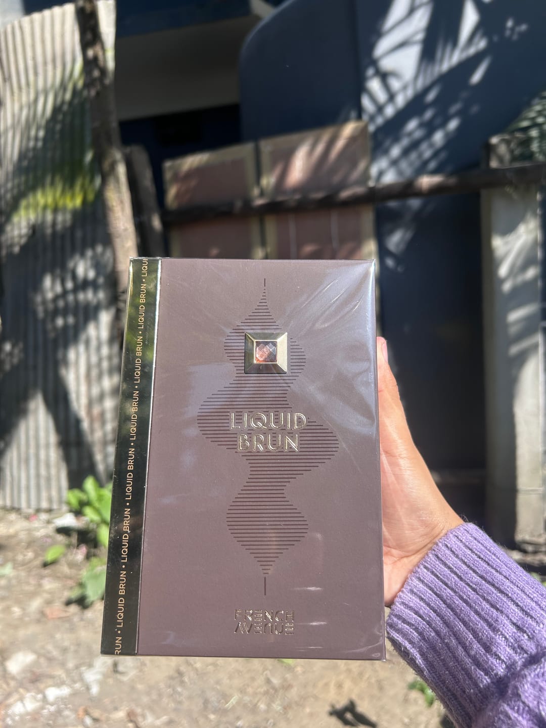 Customer photo review of Maison Fragrance World French Avenue Liquid Brun Eau De Parfum For Men