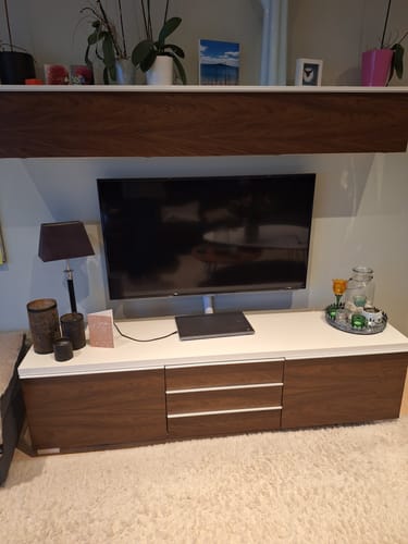 Customer photo review of Walnut Deep kontaktplast